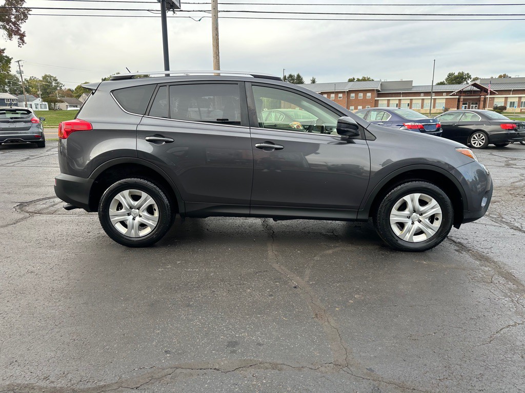 2015 Toyota Rav4 Image 5