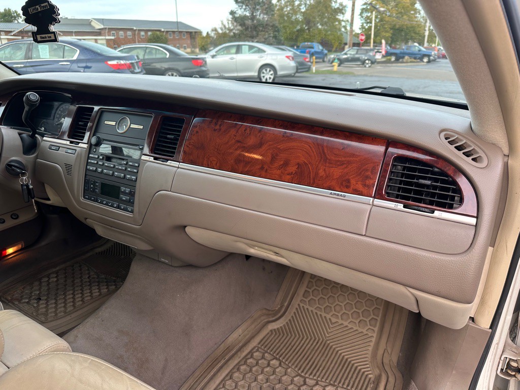 2015 Toyota Rav4 Image 26