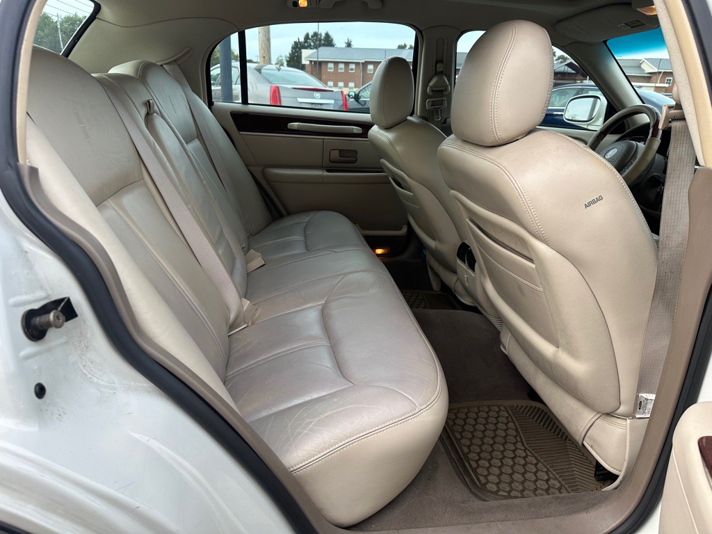 2015 Toyota Rav4 Image 30