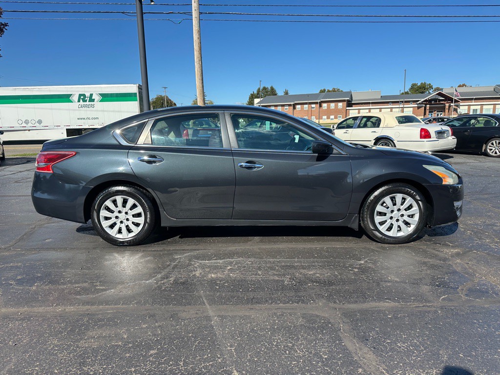 2013 Nissan Altima Image 5