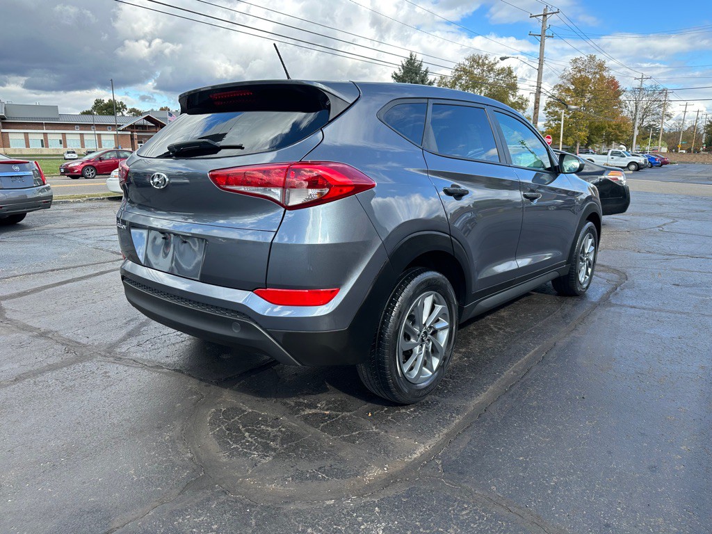 2017 Hyundai Tucson Image 6