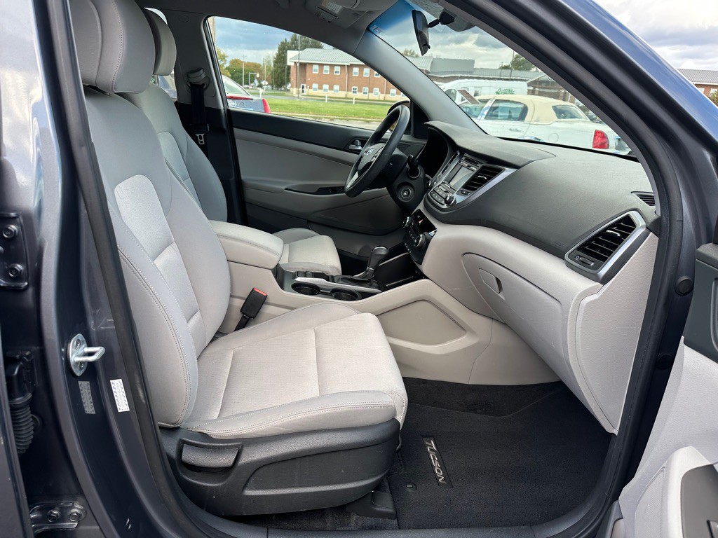 2017 Hyundai Tucson Image 10