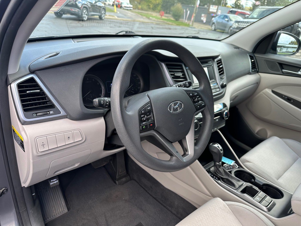 2017 Hyundai Tucson Image 13