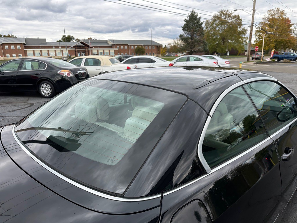 2012 BMW 3 Series Image 21