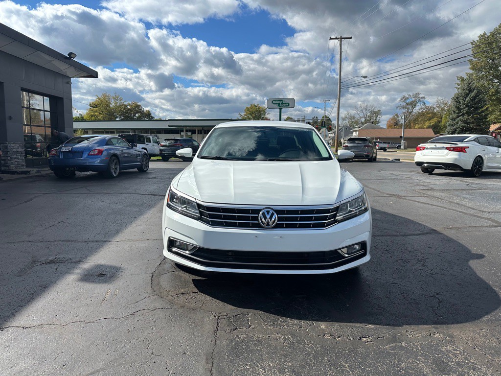 2016 Volkswagen Passat Image 7
