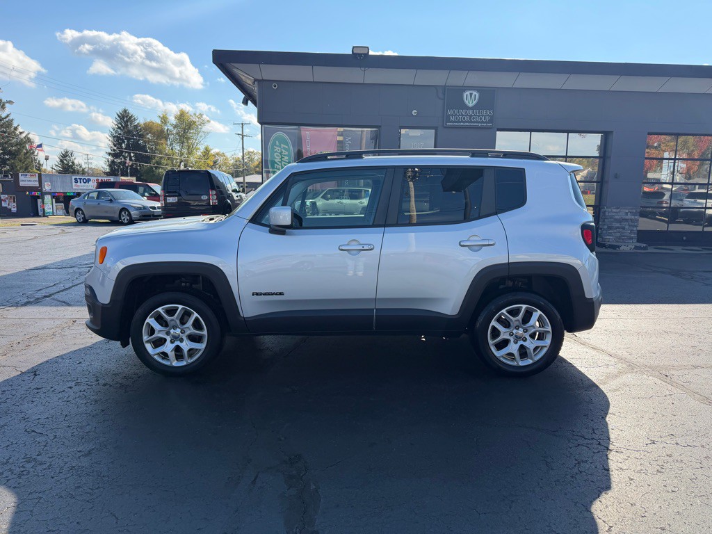 2017 Jeep Renegade Image 2