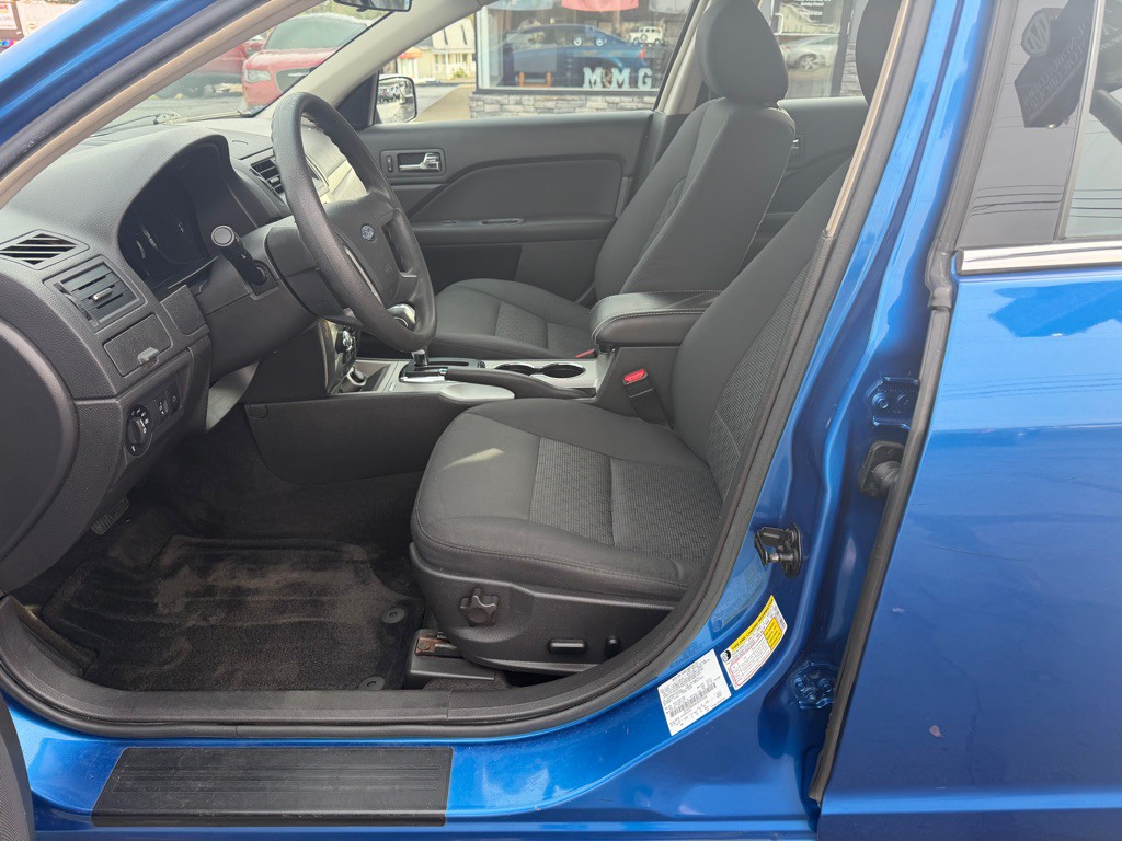 2012 Ford Fusion Image 12