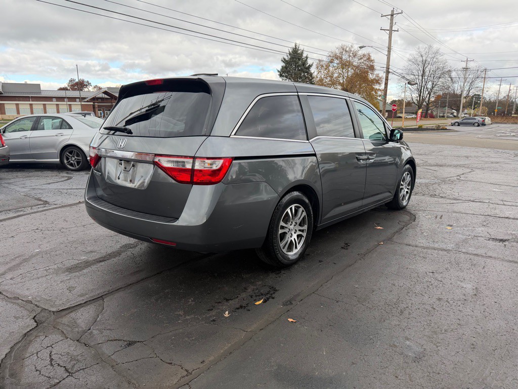 2013 Honda Odyssey Image 6