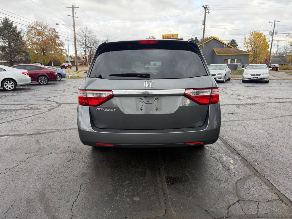 2013 Honda Odyssey Image 8