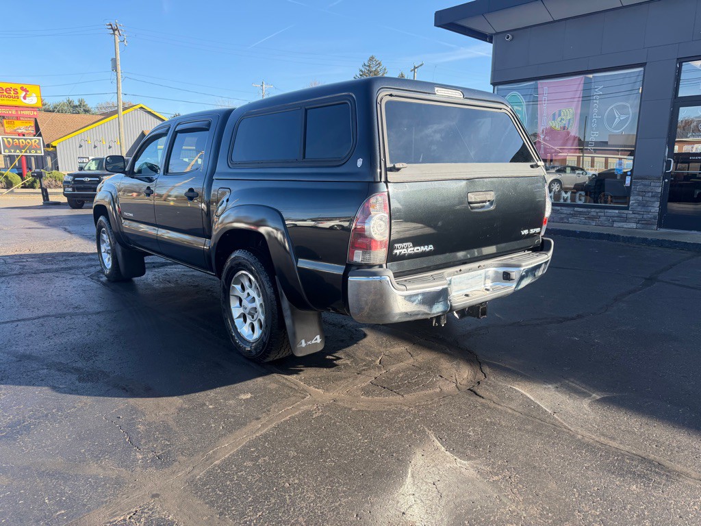 2010 Toyota Tacoma Image 3