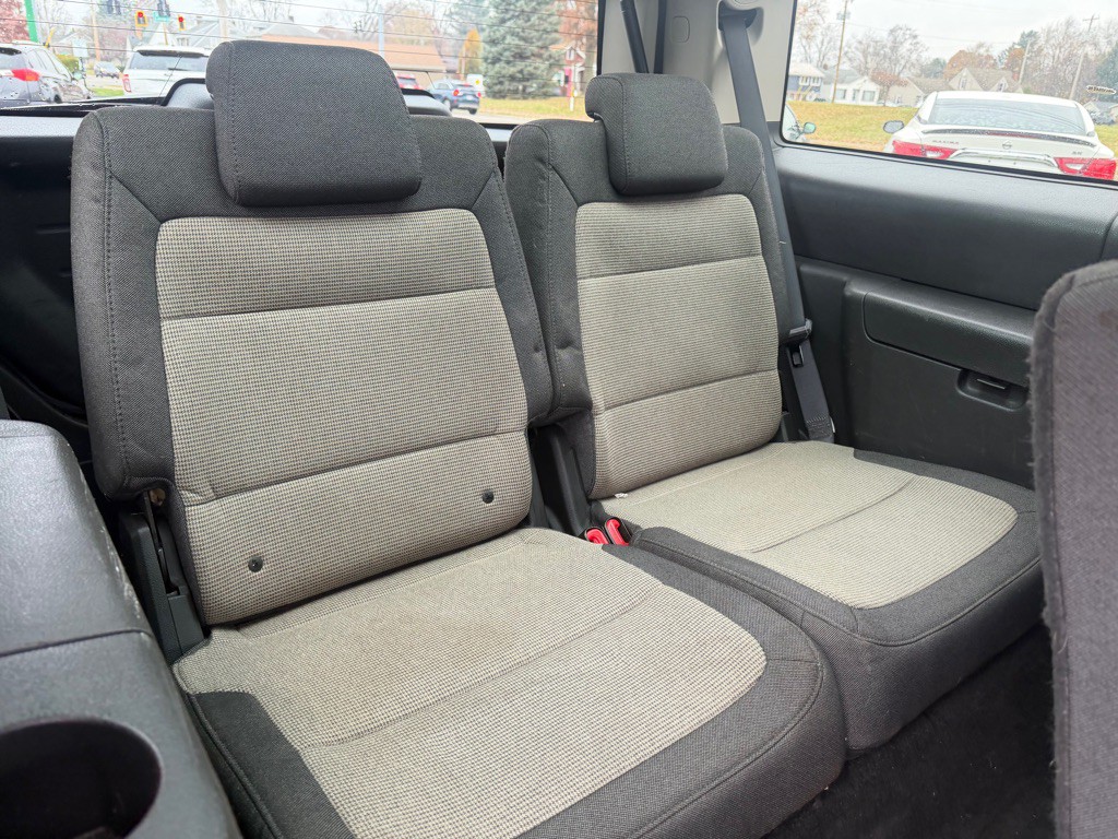 2010 Ford Flex Image 15