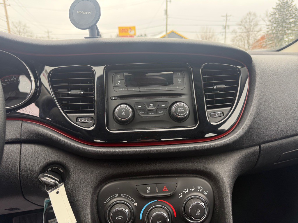 2015 Dodge Dart Image 14