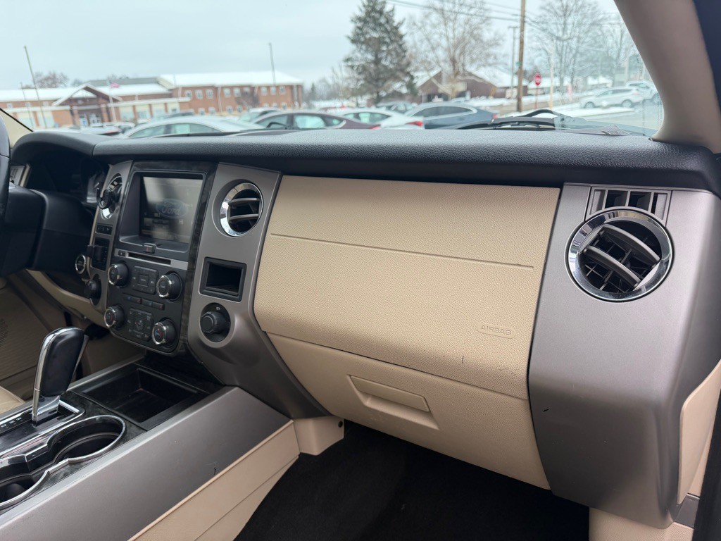 2015 Ford Expedition Image 11