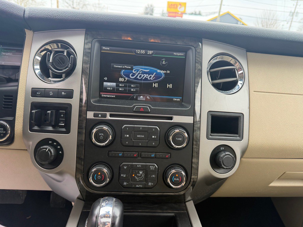 2015 Ford Expedition Image 14