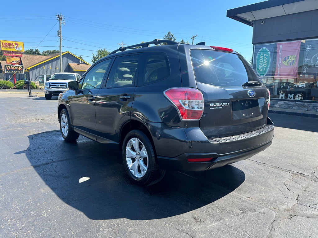 2016 Subaru Forester Image 3