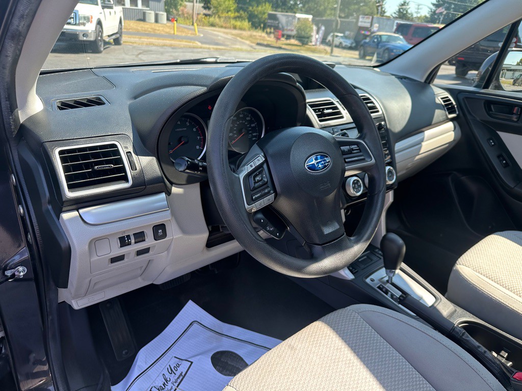2016 Subaru Forester Image 13