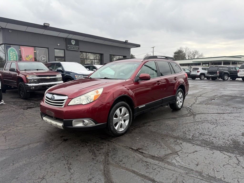 2011 Subaru Outback Image 1
