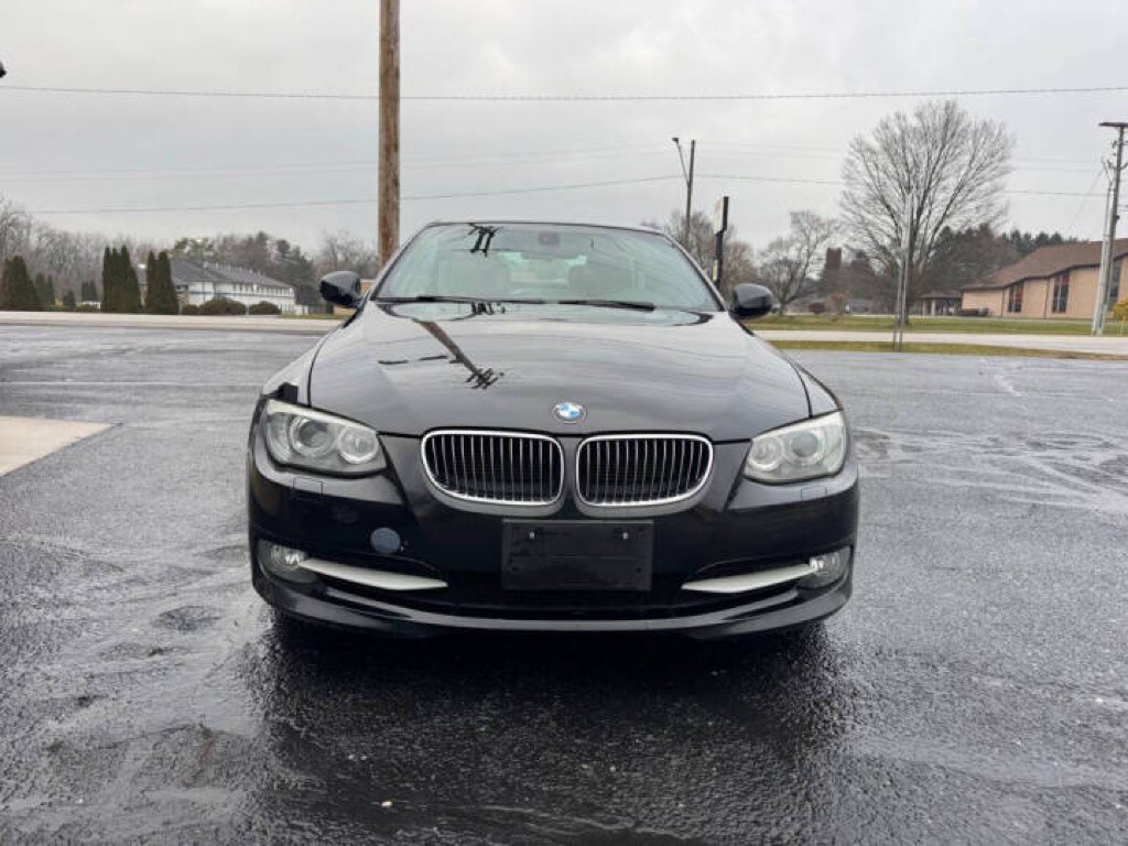 2012 BMW 3 Series Image 13