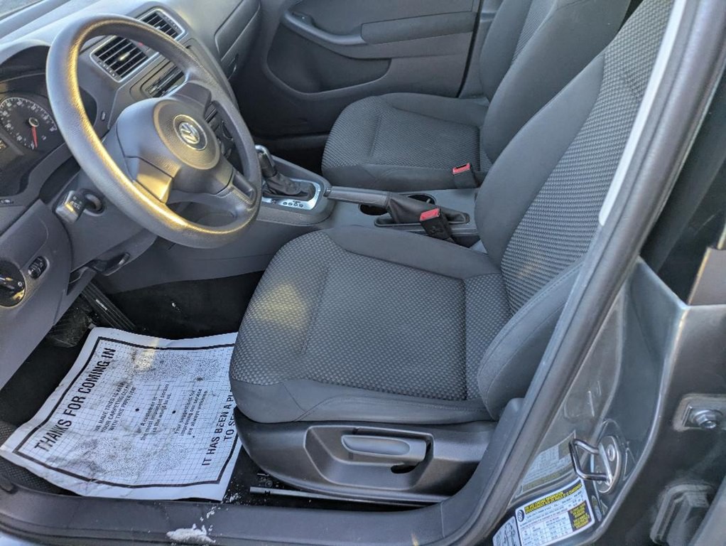 2012 Volkswagen Jetta Image 7