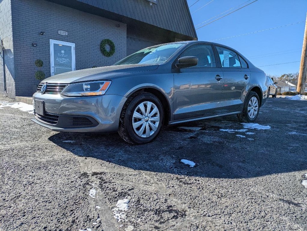 2012 Volkswagen Jetta Image 1