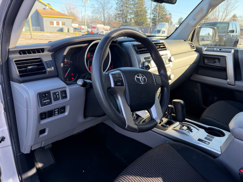 2012 Toyota 4Runner Image 14