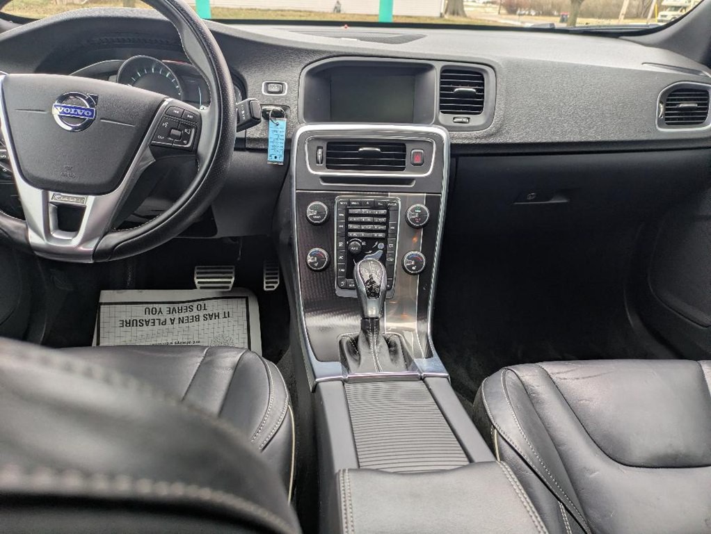 2015 Volvo S60 Image 12