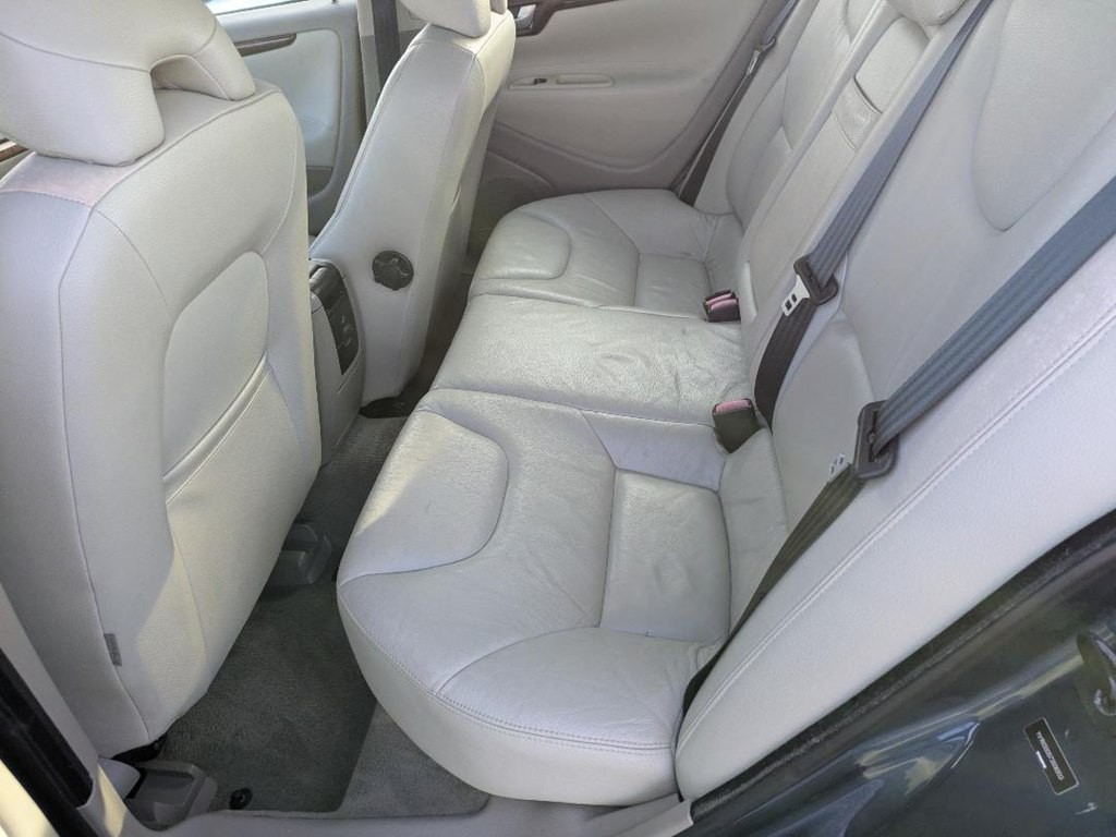 2007 Volvo S60 Image 14