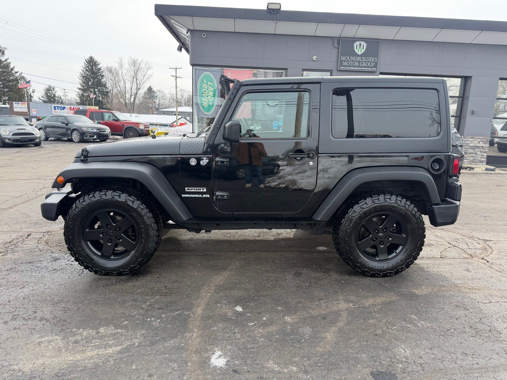 2016 Jeep Wrangler Image 3