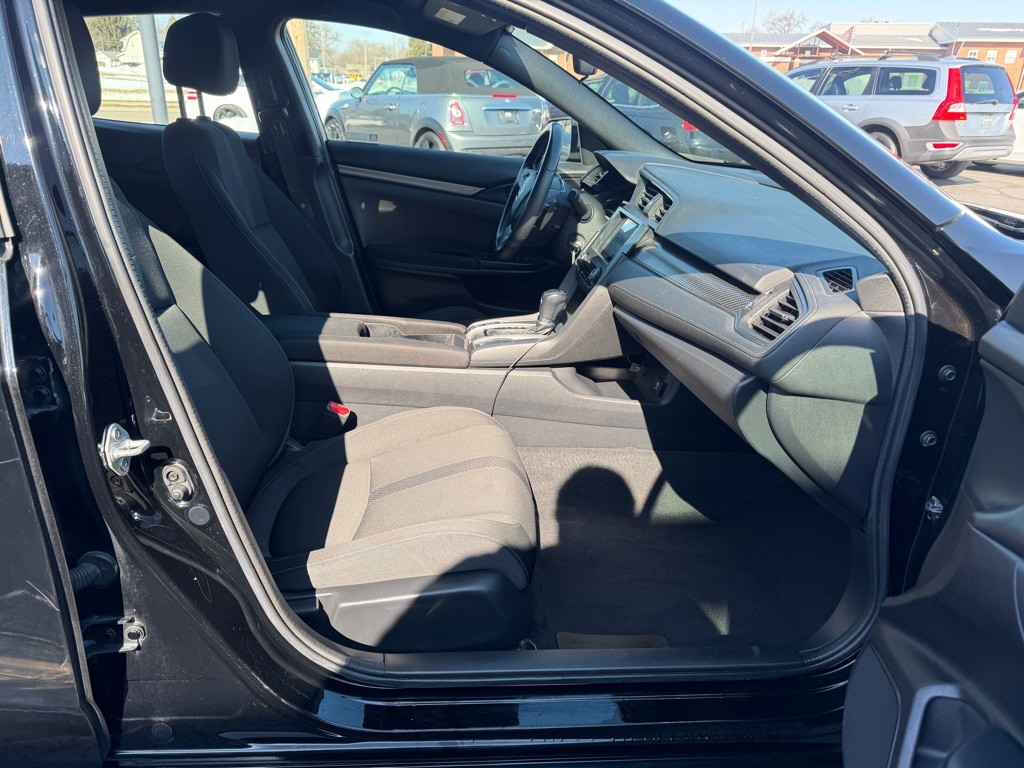 2018 Honda Civic Image 11