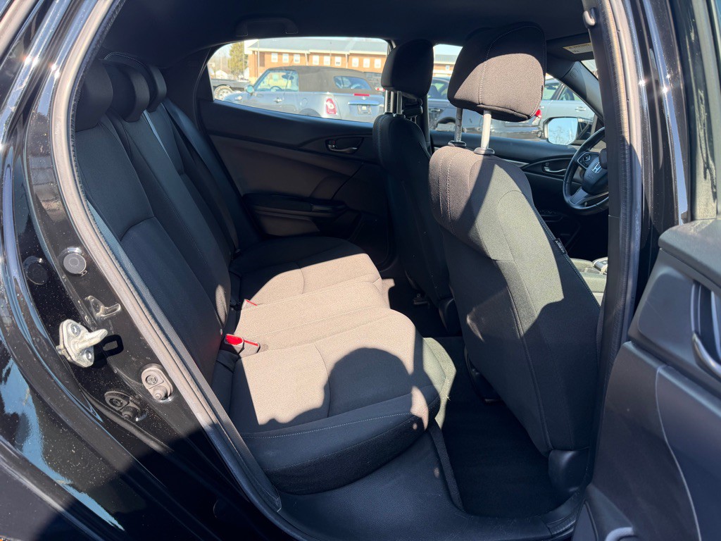 2018 Honda Civic Image 16