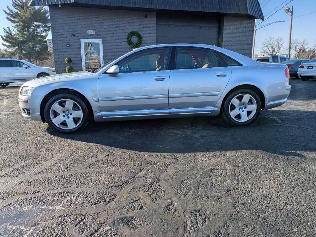 2006 Audi A8 Image 2