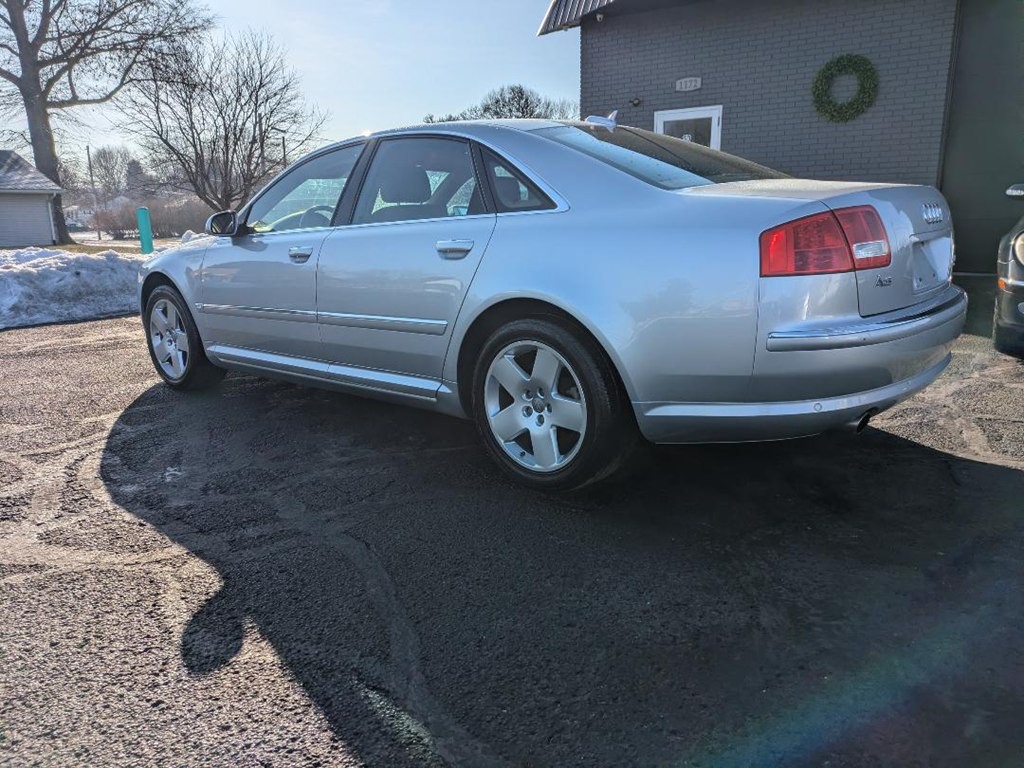 2006 Audi A8 Image 3
