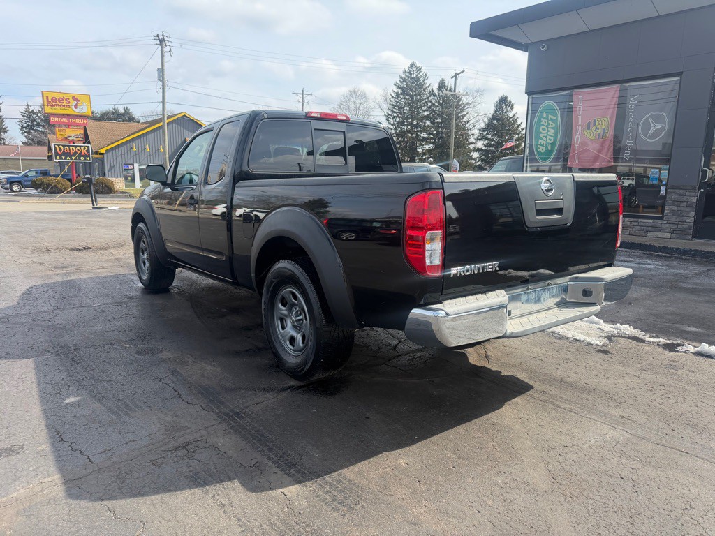 2007 Nissan Frontier Image 3