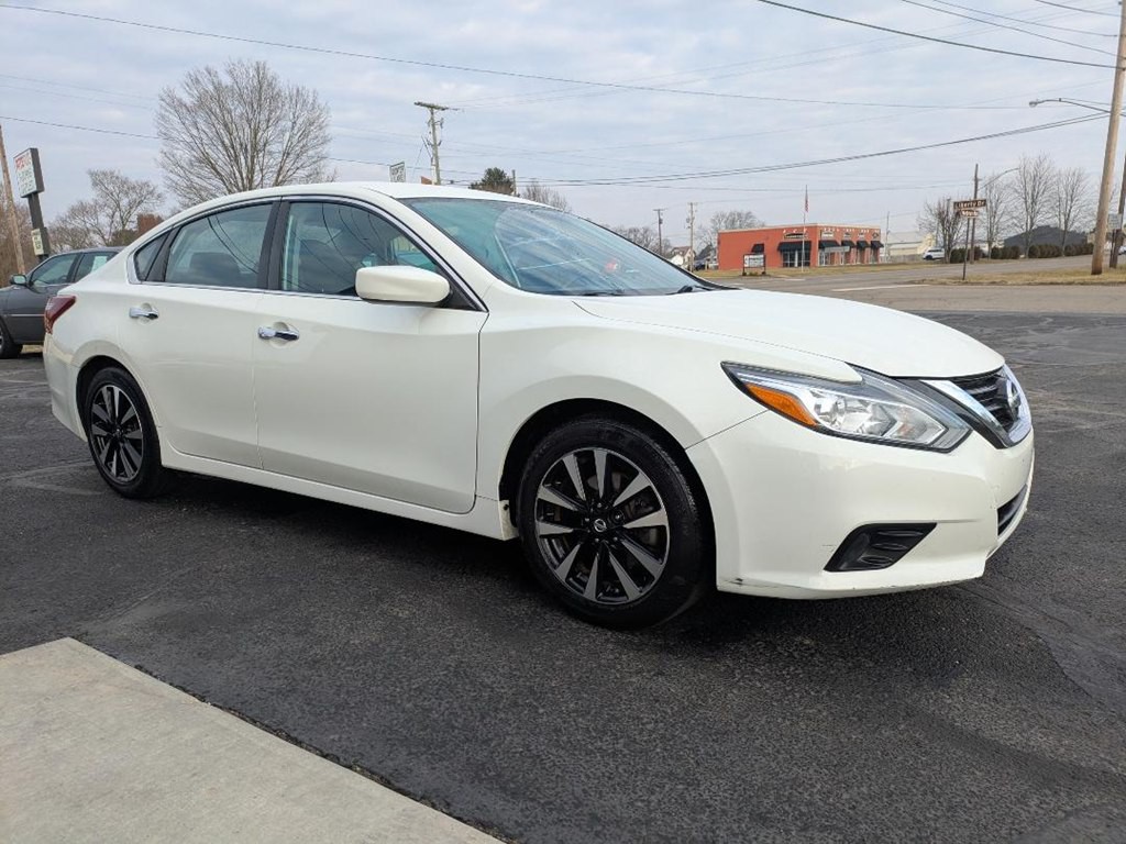 2018 Nissan Altima Image 4