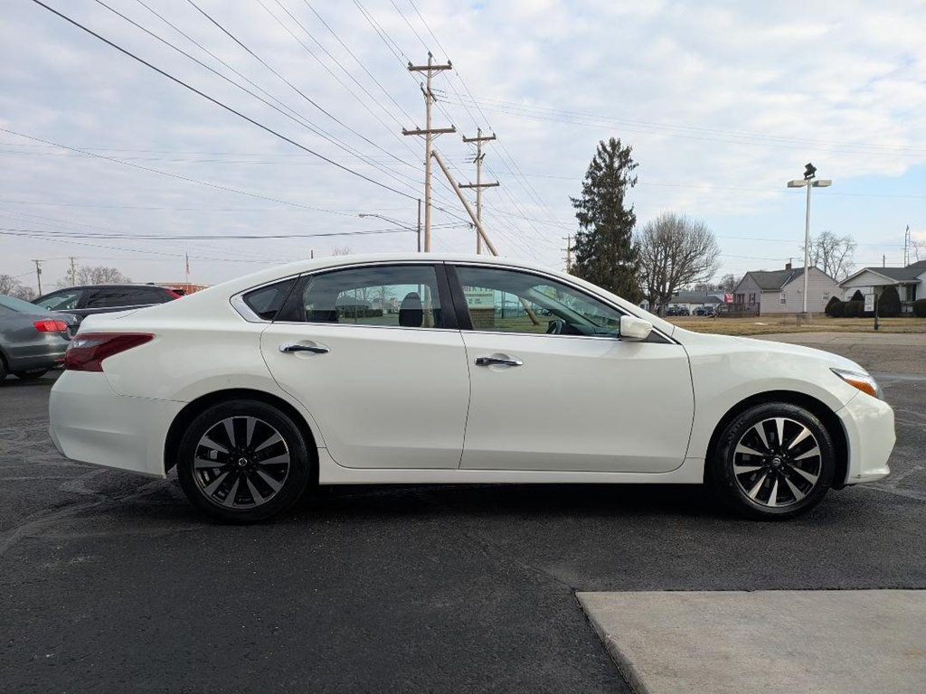 2018 Nissan Altima Image 5
