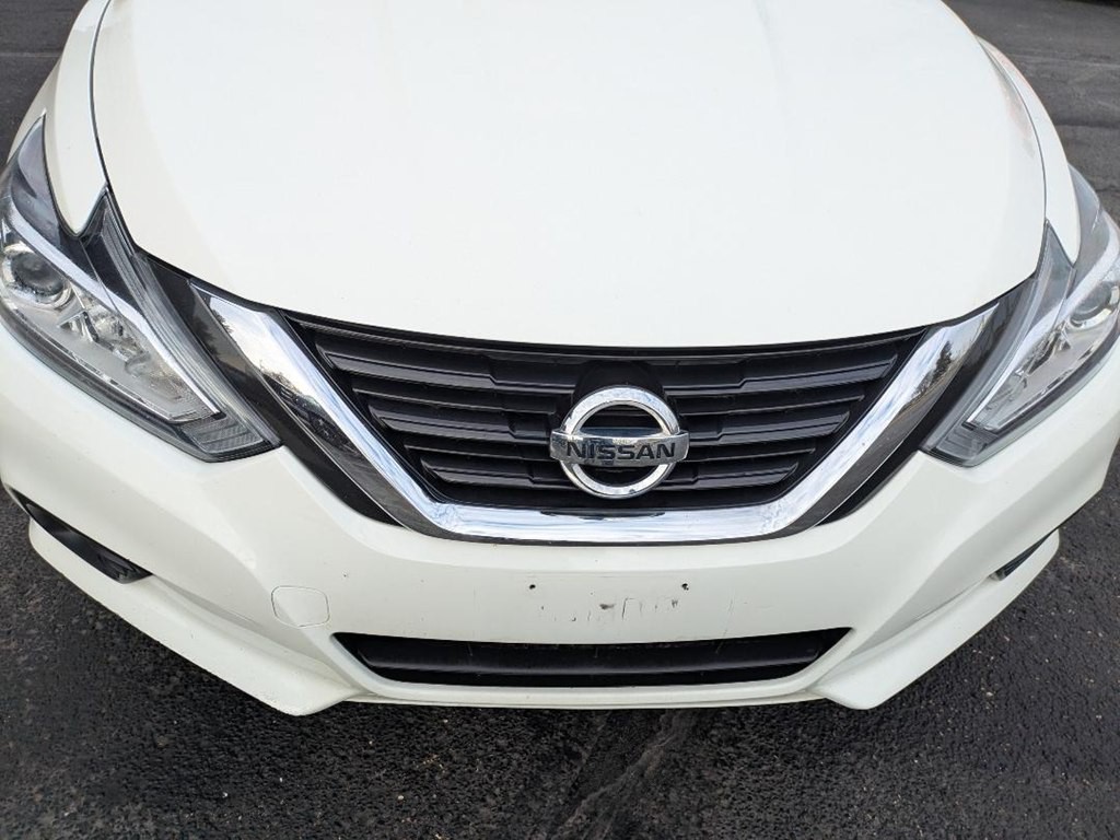 2018 Nissan Altima Image 7