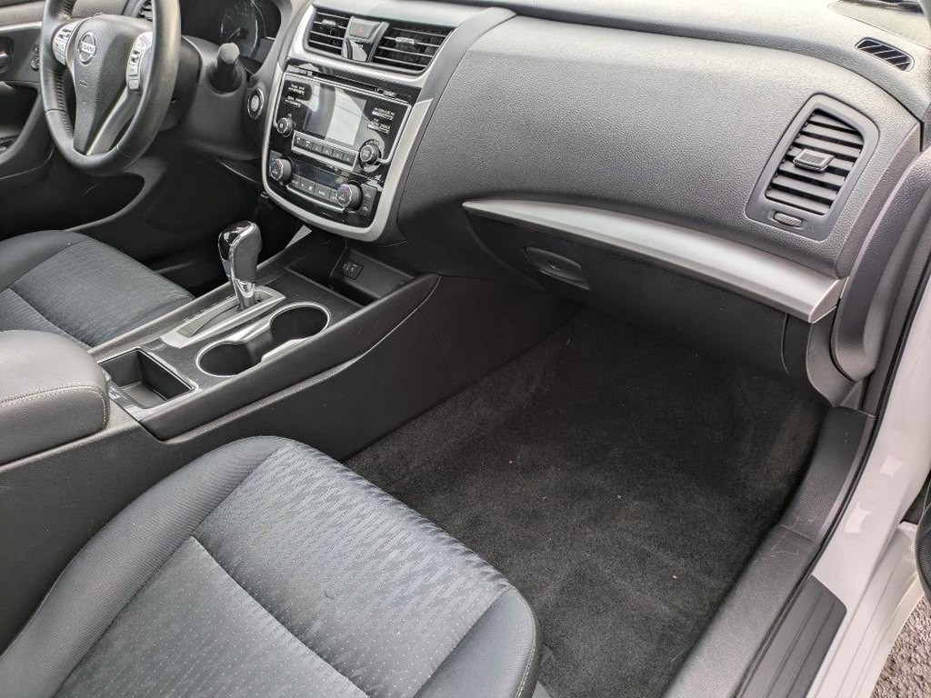 2018 Nissan Altima Image 12
