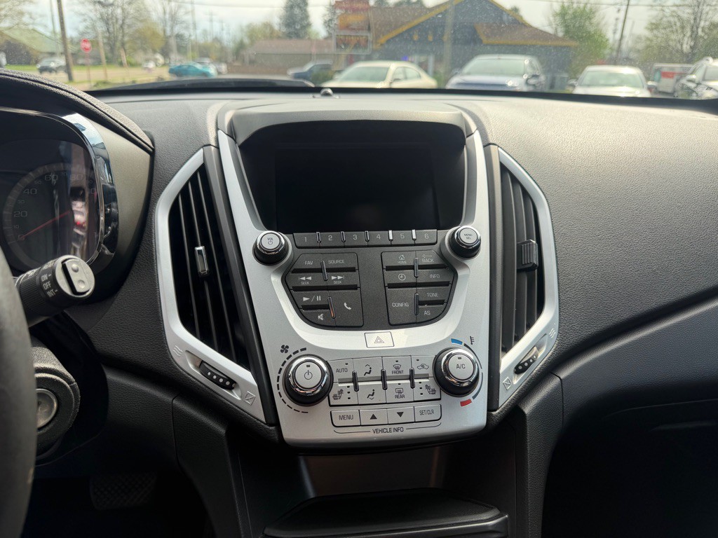 2016 GMC Terrain Image 14