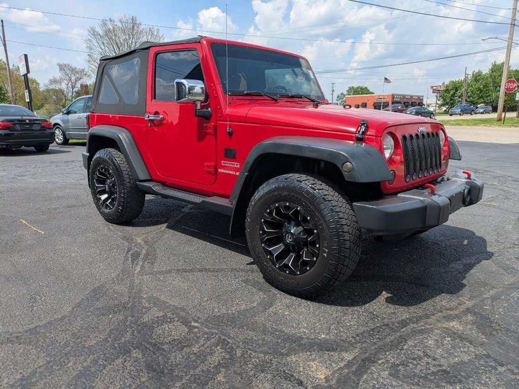 2010 Jeep Wrangler Image 4