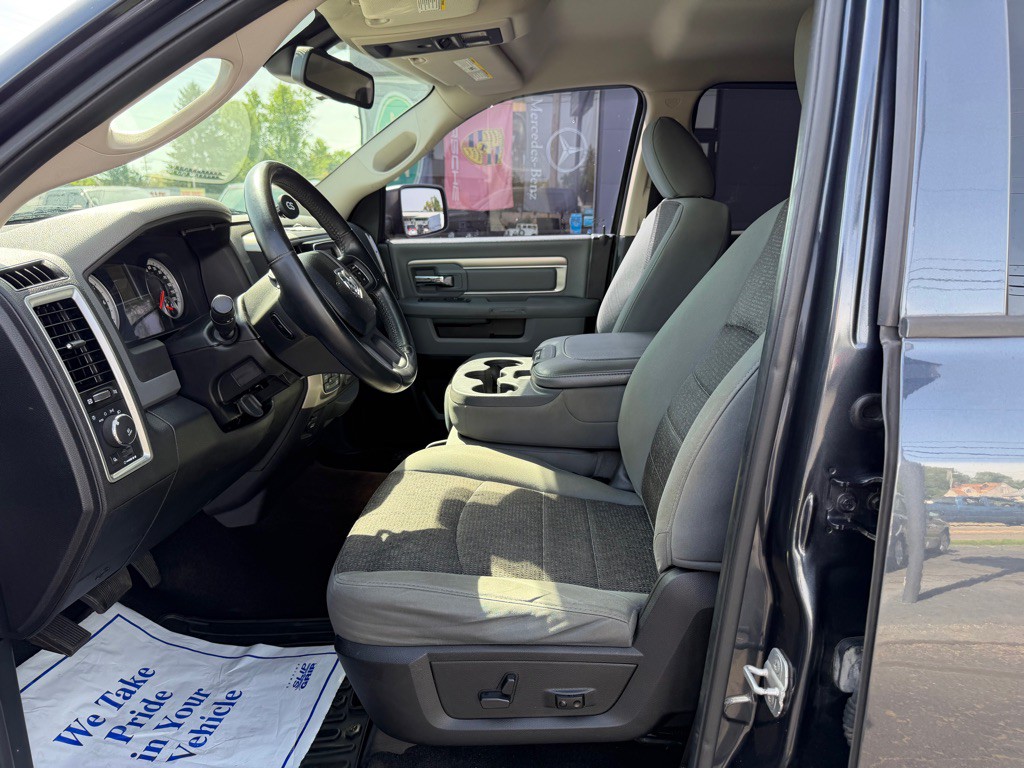 2014 RAM 1500 Image 13