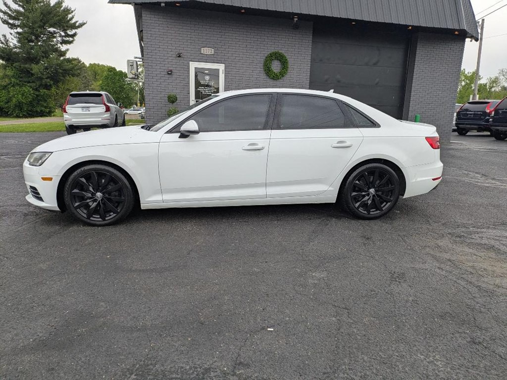 2017 Audi A4 Image 2