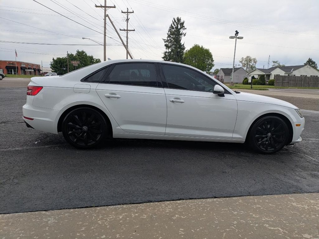 2017 Audi A4 Image 5