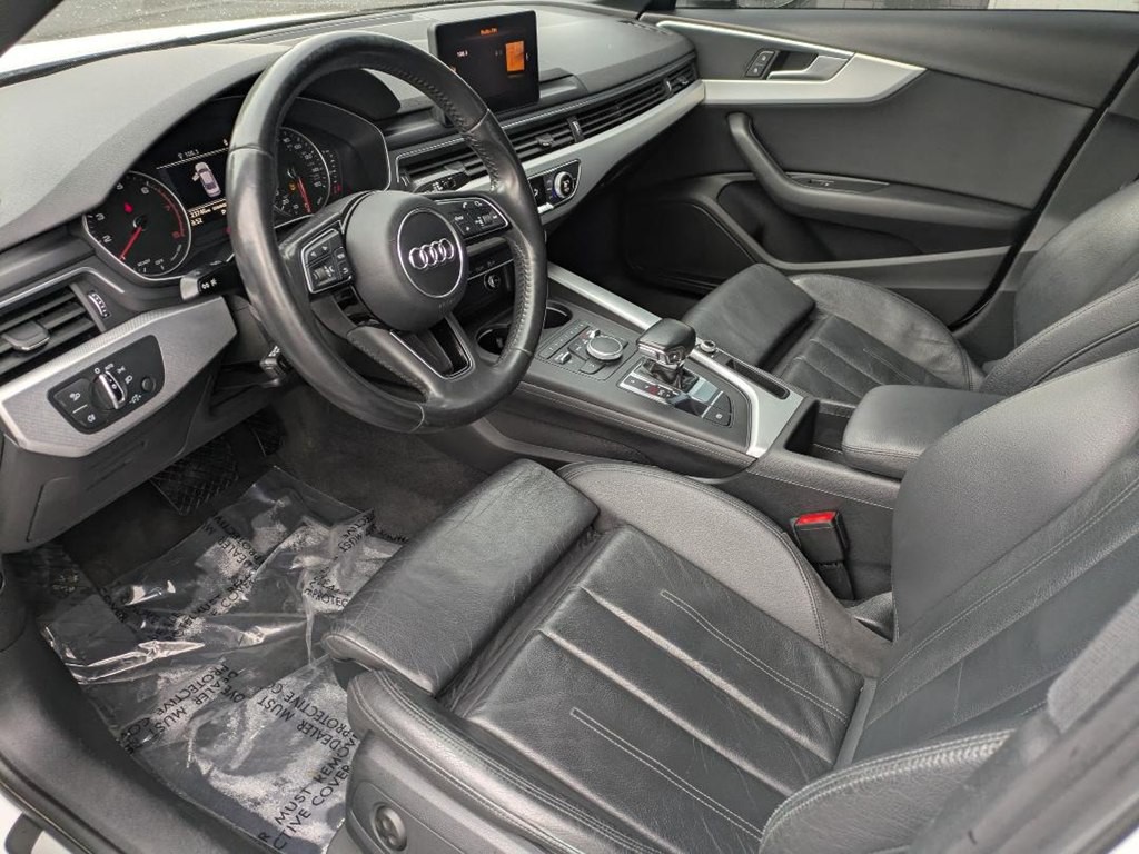 2017 Audi A4 Image 10