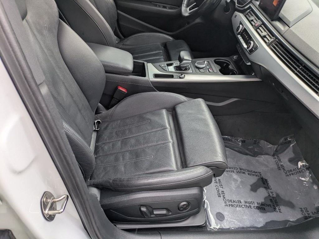 2017 Audi A4 Image 12
