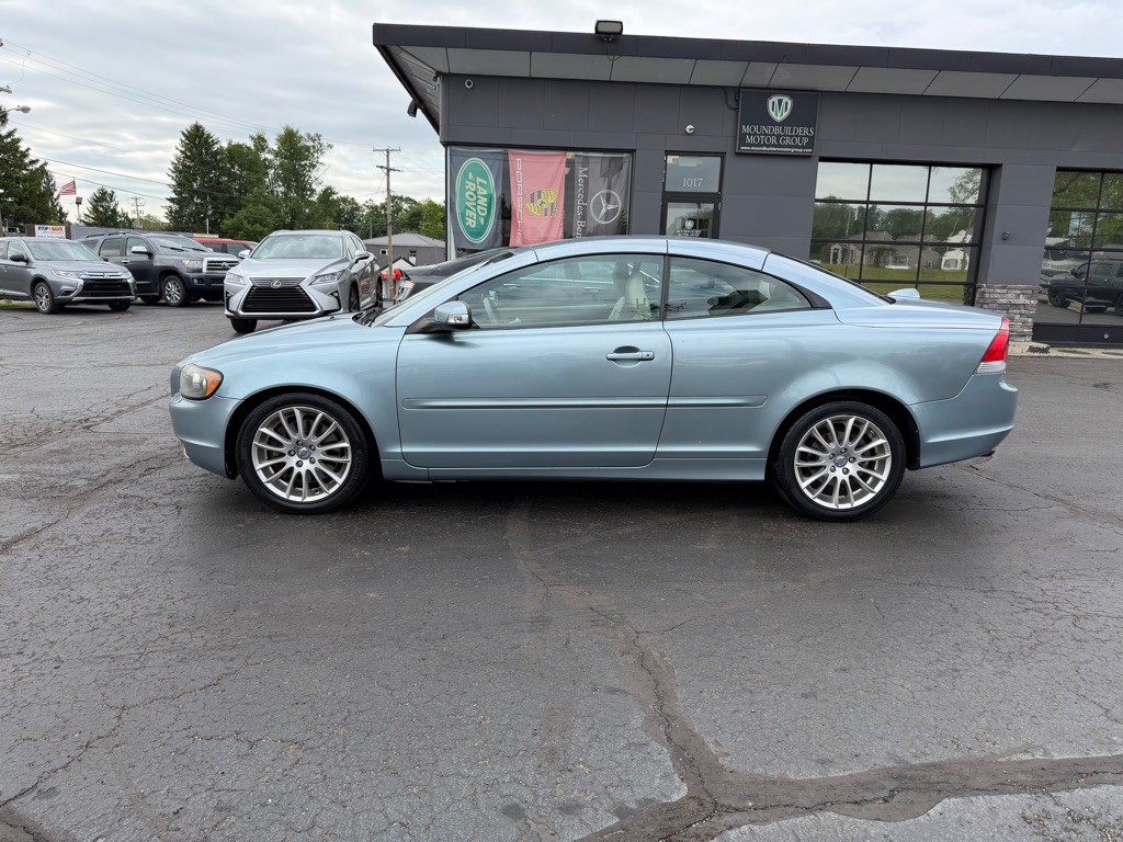 2009 Volvo C70 Image 3