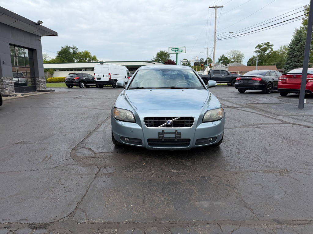 2009 Volvo C70 Image 8