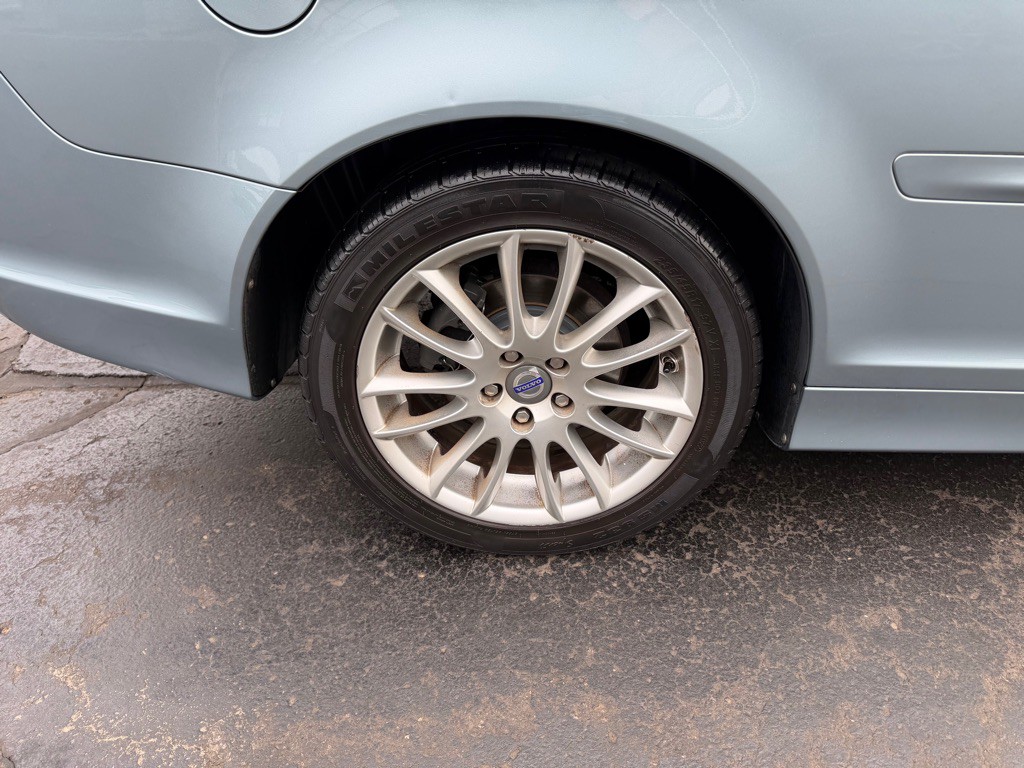 2009 Volvo C70 Image 10