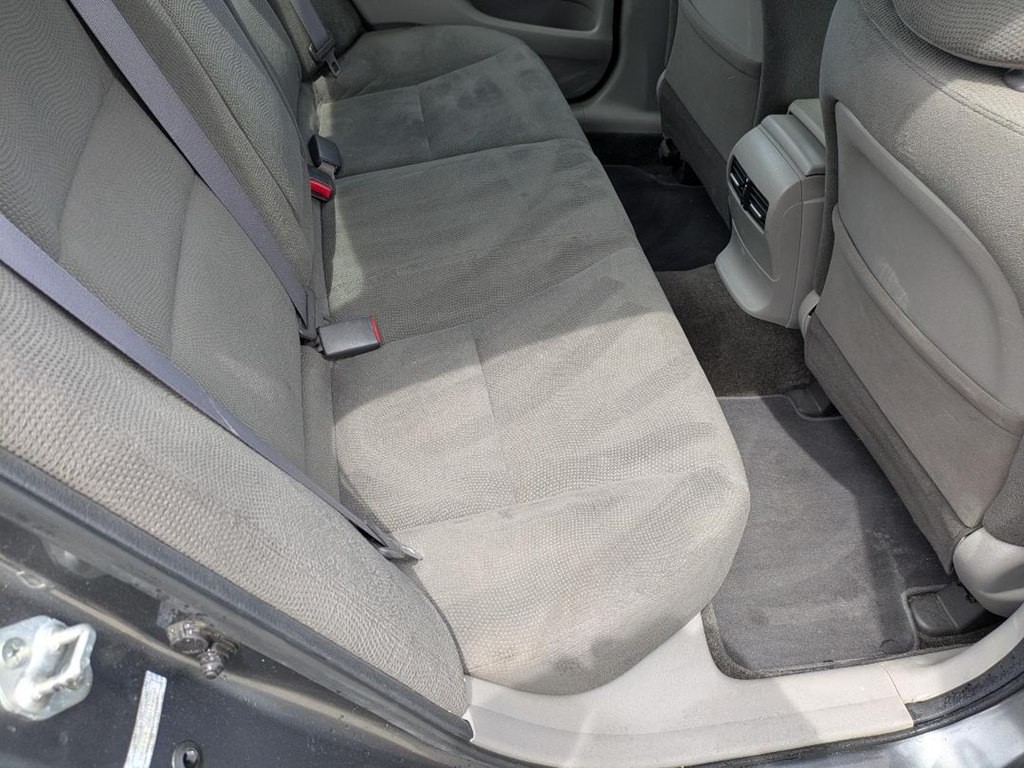 2010 Honda Accord Image 16