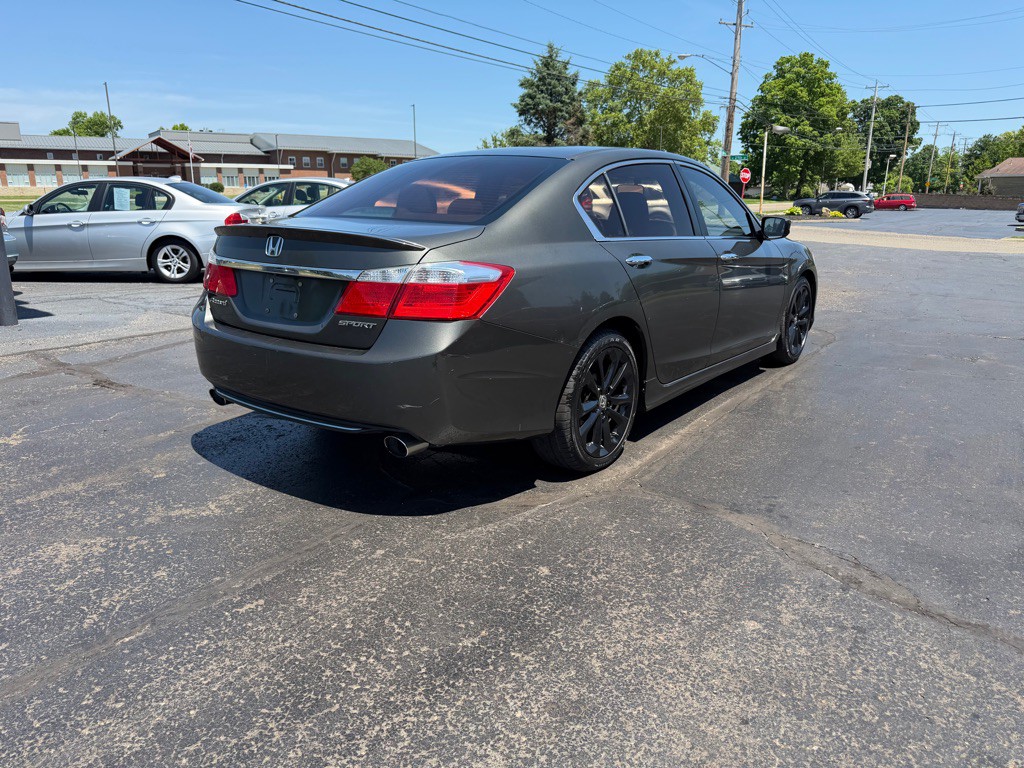 2013 Honda Accord Image 7