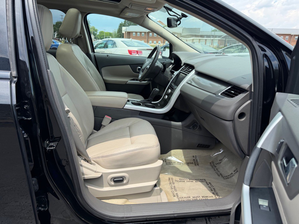 2012 Ford Edge Image 11